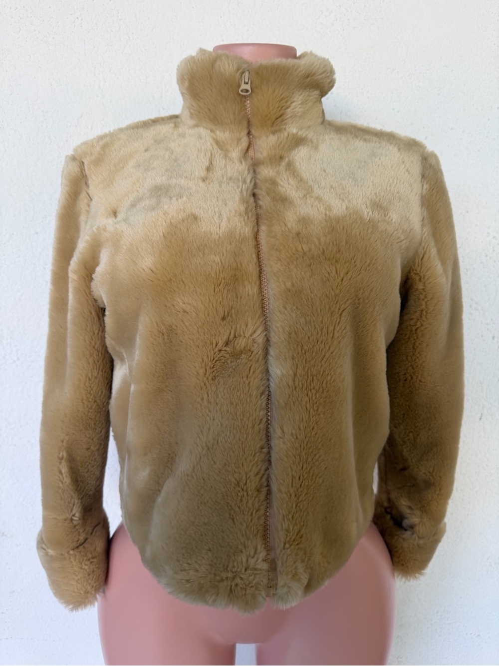 GAP Women's Teddy Zip-Up Jacket in Camel